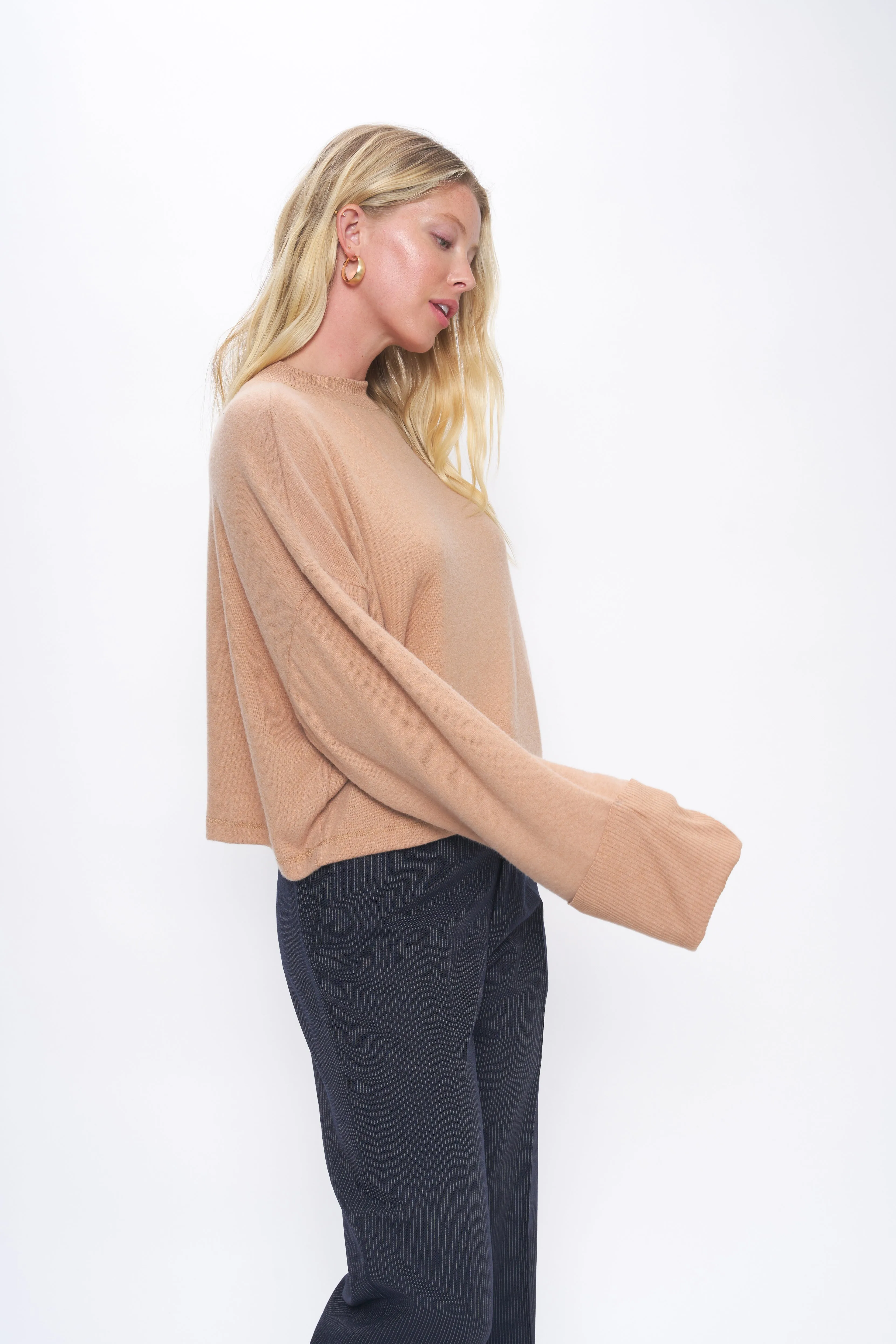 Mirella Cozy Mock Neck